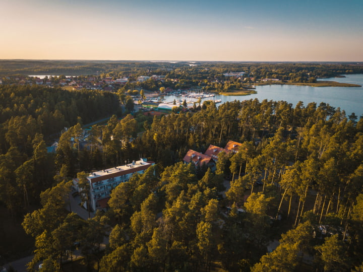 Luftbild der Landschaft von Mazury, Polen