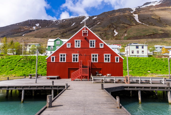 Rotes Haus in Siglufjörður